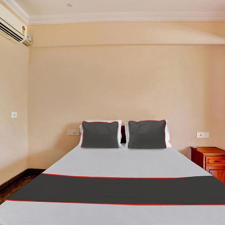 Family Castle Hotel Thiruvananthapuram Buitenkant foto