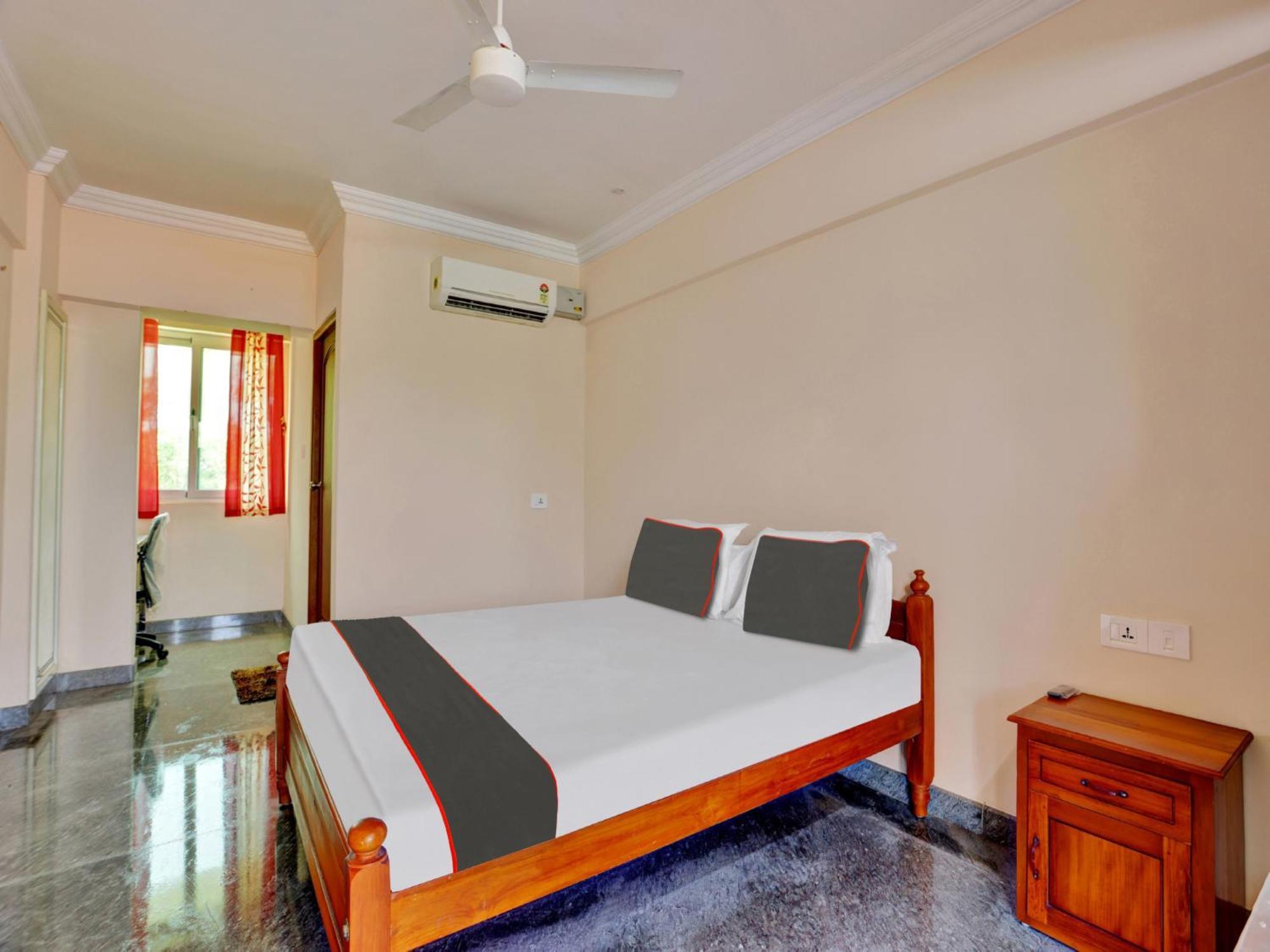 Family Castle Hotel Thiruvananthapuram Buitenkant foto